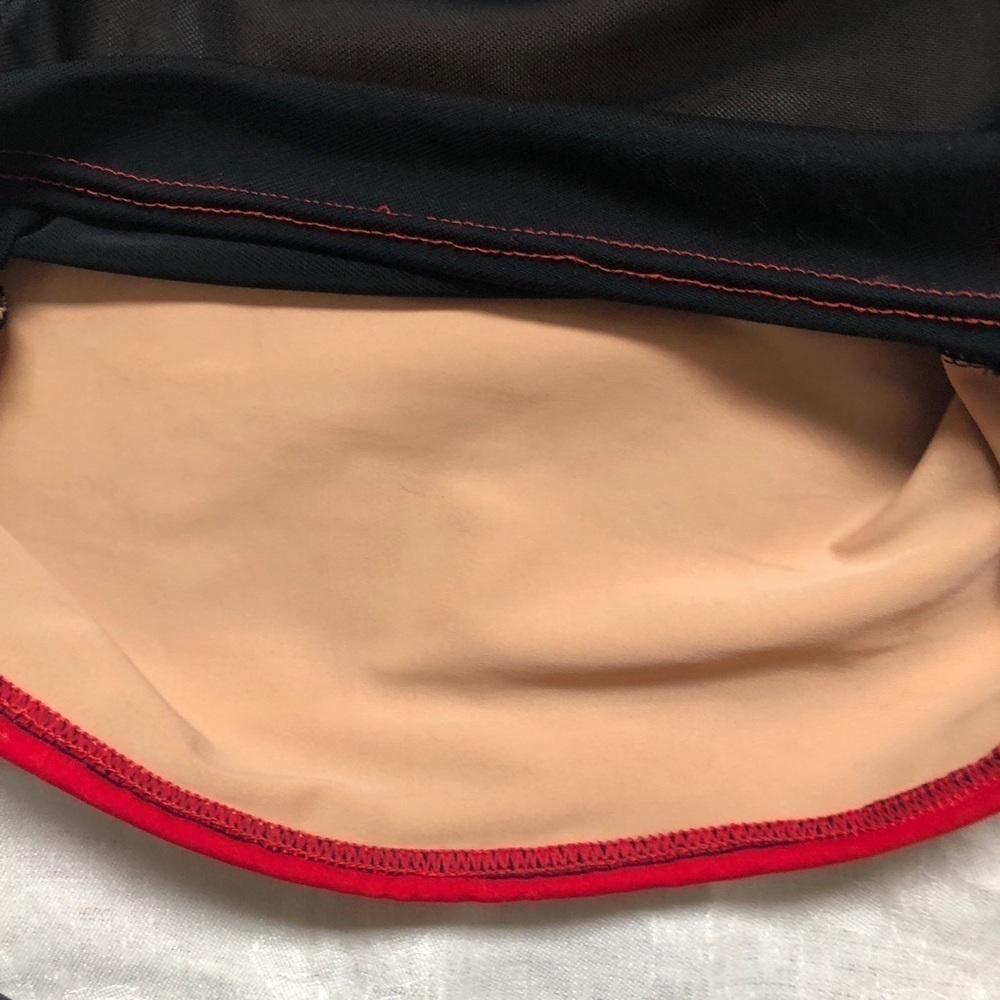 Fit2Fly Black & Red Crop Top Sheer Mesh Back Medium - Picture 4 of 6
